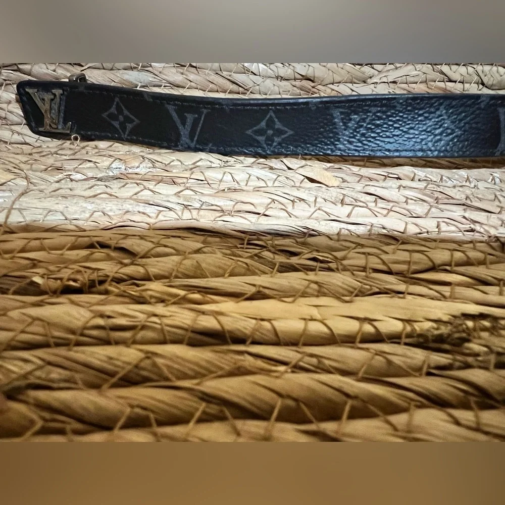 Louis Vuitton Black Leather Bracelet M6456 sz 21